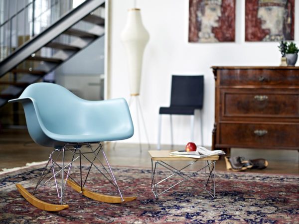 Eames Plastic Armchair - RAR 3