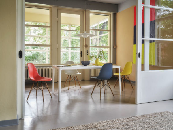 Vitra Eames Plastic Side Chair DSW – Das zeitlose Design 3