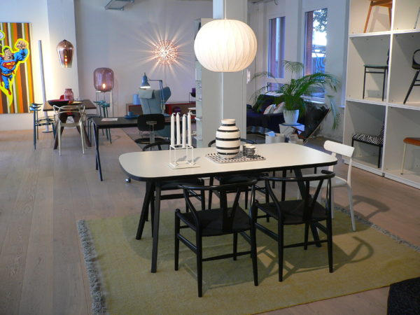 Tisch "Jörg" von Wogg - 20% Ausstellungsmodell 1