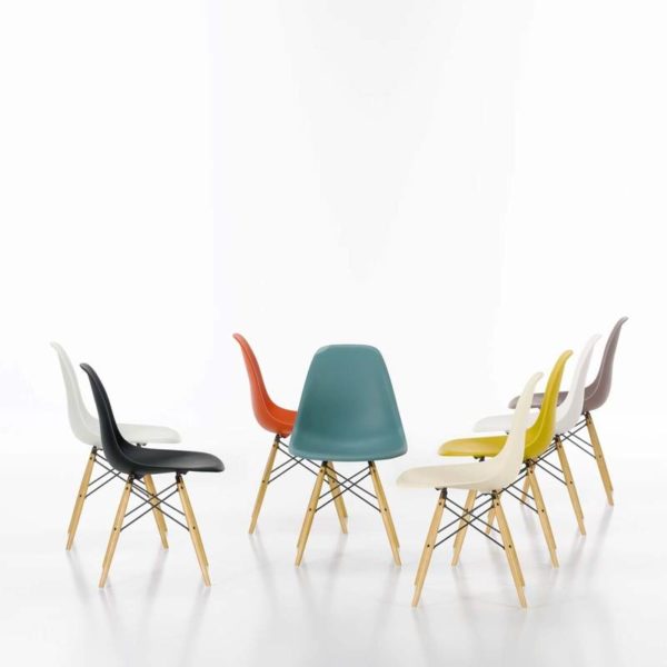 Eames Plastic Side Chair - DSW 1