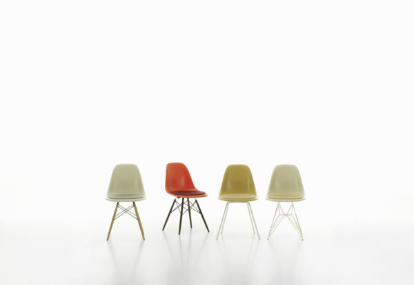 Eames Fiberglass Side Chair (DSW, DSR, DSX) – Der Stuhl Klassiker von Charles und Ray Eames 1