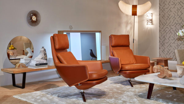 Lounge Chair Grand Relax & Ottoman 2
