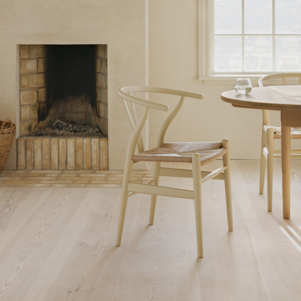 CH24 Soft | Hans J. Wegner & Ilse Crawford 2